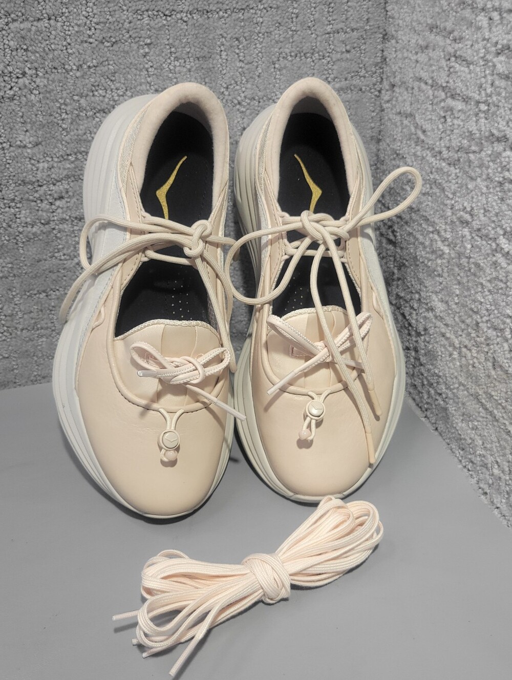 Hoka One One Bondi Mary Janes Shoes Women's Size US 6.5,7,7.5,8,8.5,9,9.5 - Picture 1 of 14